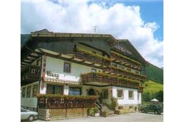 Italia Hotel Pozza di Fassa, Eksteriør